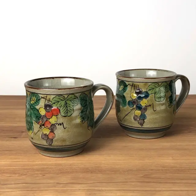 Kutani Ware Yoshidaya Grape Pair Mug