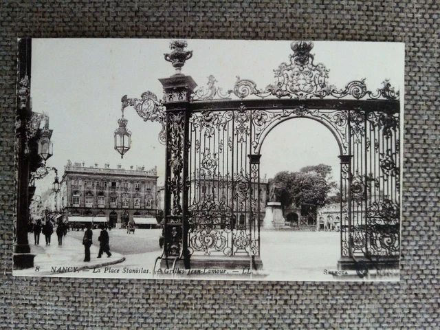 Cpa  Nancy Place Stanislas Grilles En Fer Forgé Jean Lamour