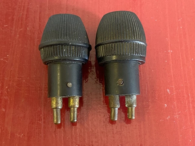 1920 's 1930 's DOUBLE CONTACT HEAD TAIL LIGHT PLUG CAR TRUCK PAIR NOS