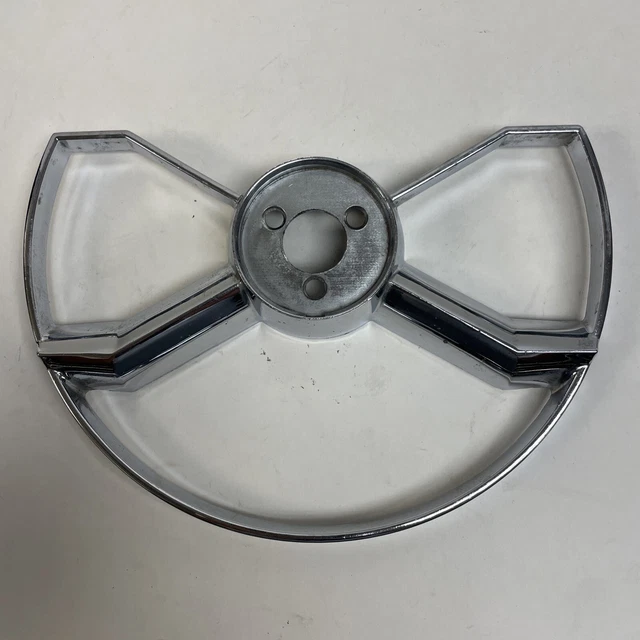 1950 1951 1952 GM Chevy Butterfly Chrome Steering Wheel Horn Ring P/N 757516 OEM