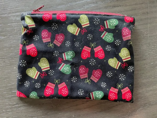 Handmade Fabric Clutch Pouch Zip Lined Bag Christmas Mittens Toddler Kid Gift