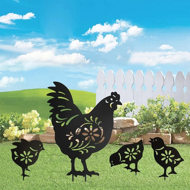 Acrylic Yard Sculptures Lifelike Rooster and Chicks Garden Decoration Set of 4