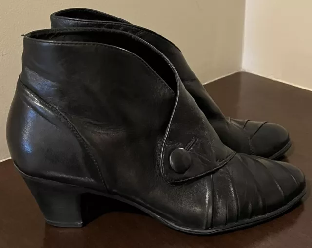 Anthropologie Everybody by BZ Moda Black Leather Ankle Boots Size 39 US 8