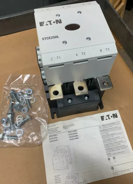 EATON XTCE250L22C Contactor - M6 120 x 160 - 250/500V ACDC Coil - 40-60Hz - NEW