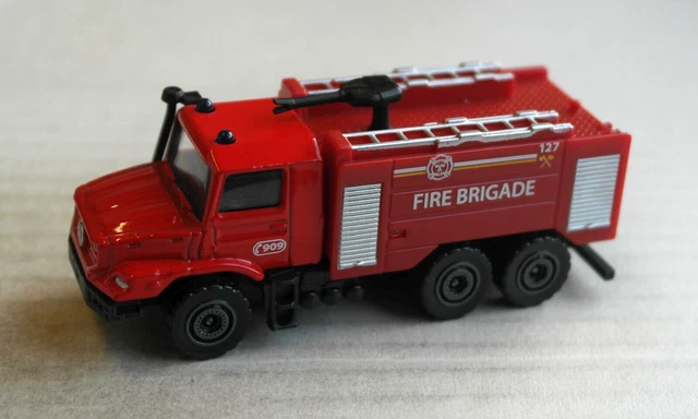 MAJORETTE CAMION Mercedes Pompier EUR 79,00 - FR