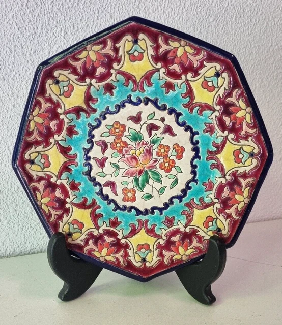 Ancienne et belle assiette en émaux de LONGWY, création MP Chevalier ''lot 2''