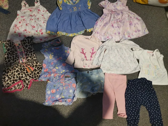 13 X Baby Girls Clothes Bundle.. 6-9 Months