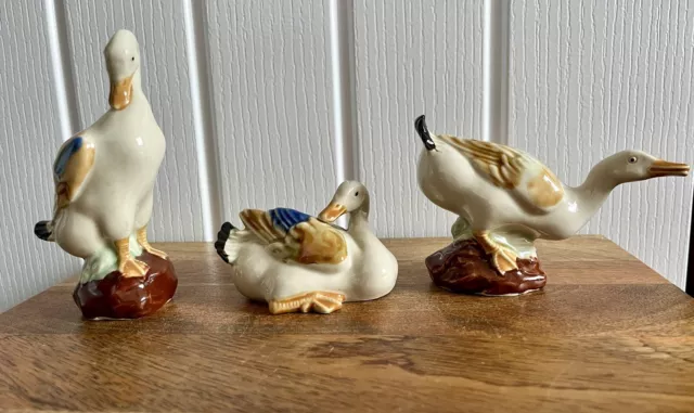 Vintage Set Of Three Ceramic Pottery Duck Ducks Birds Geese Ornament Figure