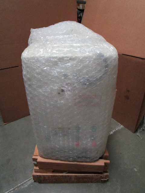 BAY VOLTEX HRE-HT-0650-G, NOVELLUS R27-053123-00 Chiller Recirculating, 117492