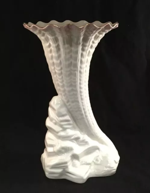 Belleek Irish Porcelain Rock Spill Vase 2003 Green Mark Heritage Collection
