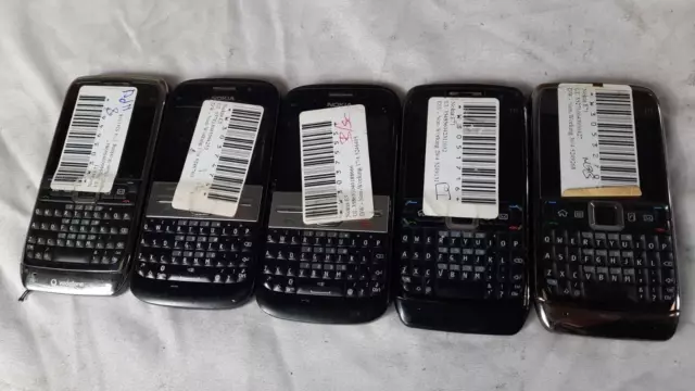 5 x Job Lot Untested Mobile Phones 3x E71, 2x E5 Phones For Spare Parts