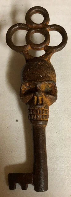 Victorian Large Skull Keys Vintage Antique Style Cast Iron Skeleton Key