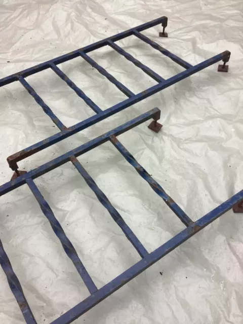 71 x 30 cm - Une Ancienne grille pour imposte de porte, en fer forgé