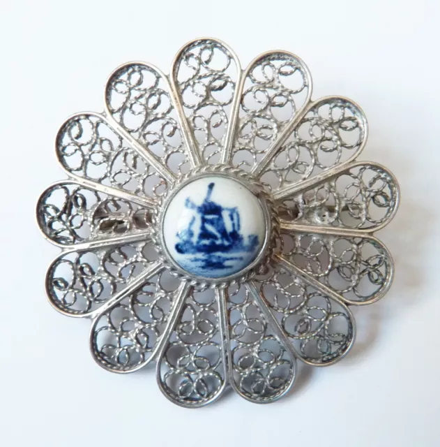 Broche argent massif filigrane + porcelaine Delft bijou ancien silver brooch