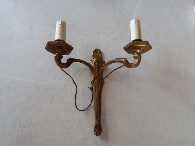 Applique murale simple de style empire classique en bronze français