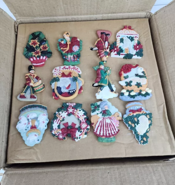 12 Vintage American Atelier  - 12 Days Christmas Napkin Rings 443093 New In Box