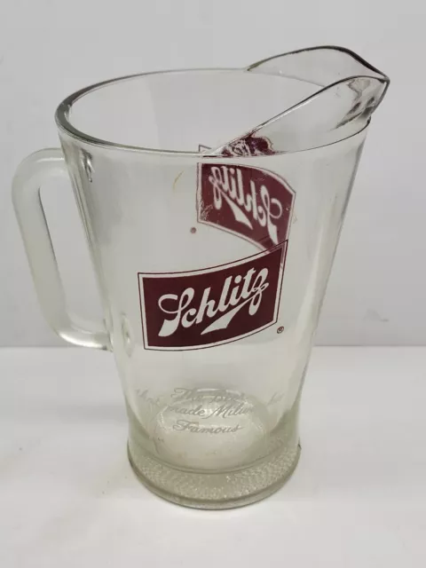Schlitz Glass Pitcher The Beer that made Milwaukee Famous 60 oz Vintage
