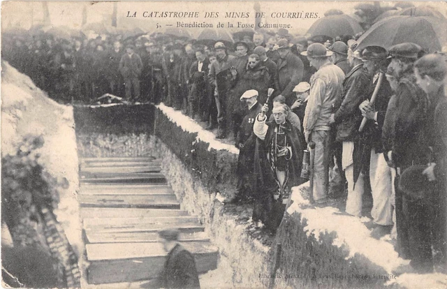 Cpa 62 Catastrophe Mines Courrieres Benediction Fosse Commune