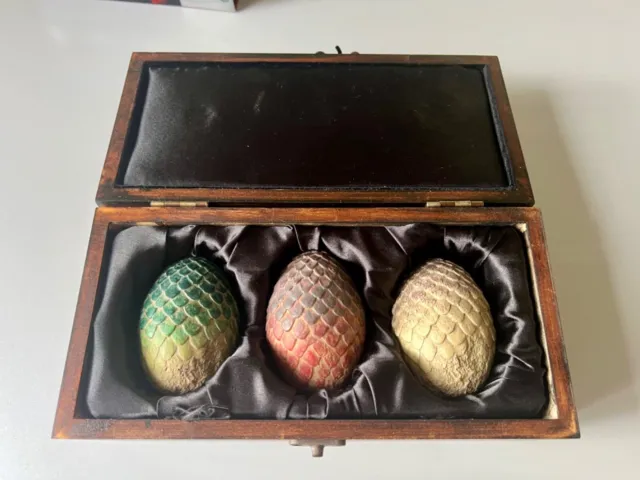 HBO Game of Thrones Authentic Prop - Dragon Egg Collector Wooden Box Set
