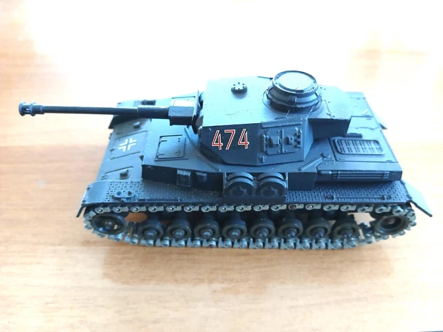 Char Renault R35 français WW2 A, B, C 1:72 & 28 mm - France