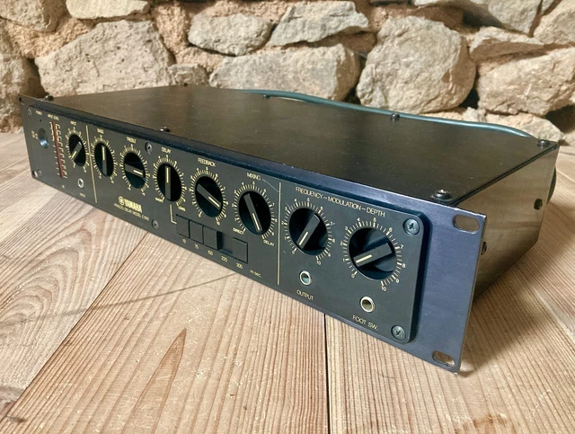 serviced Yamaha E1010 Analog BBD Delay / Dynacord VRS-23 Ibanez AD-202 E1005 7