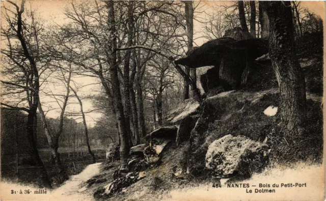 CPA NANTES - Bois du Petit-Port - Le Dolmen (222712)