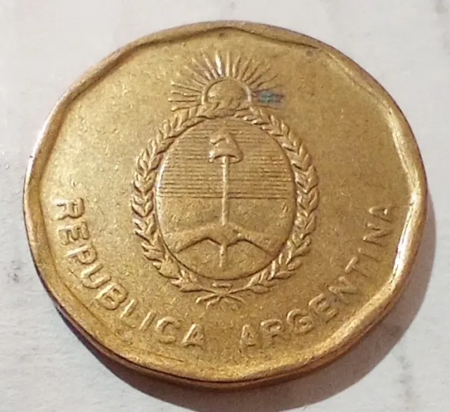10 Centavos 1986 Republica Argentina Coin Sol De Mayo Phrygian Cap Coat Of Arms