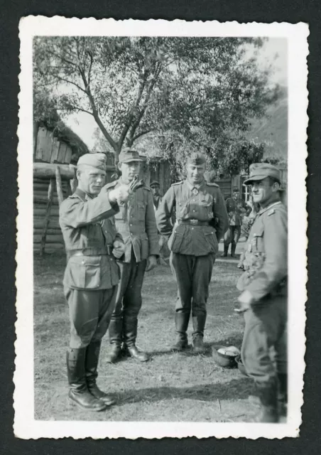 German WW2 Photo Heer Sergeant with Knights Cross of The Iron Cross Medal