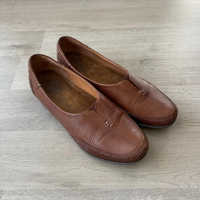 Women's TAOS Brown Leather Moccasin Flats Shoes Size 40