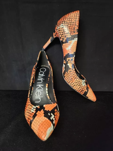 Women's Calvin Klein Gayle 2 Tone Snake Stiletto Pump Pointy Toe Designer sz 6.5