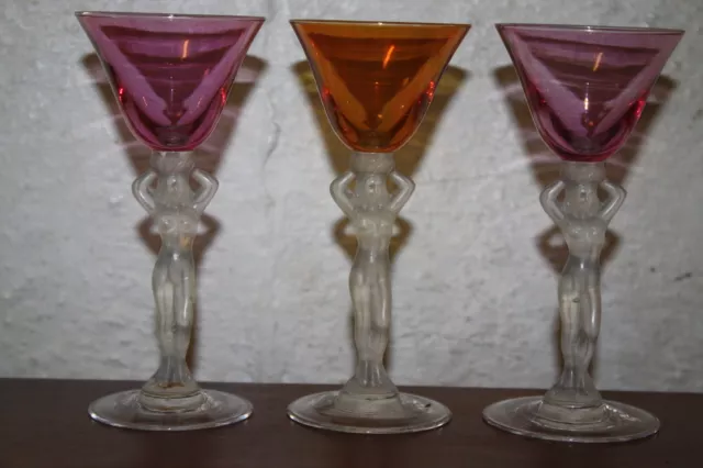 Bayel Venus Lot de 3 verres à liqueur ? Haut 15 cm ancien