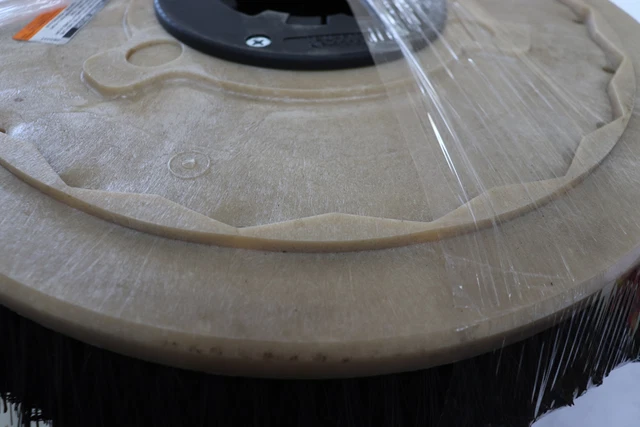 Bassine Rotary Brush 18" w/ 4103MB Clutch Plate