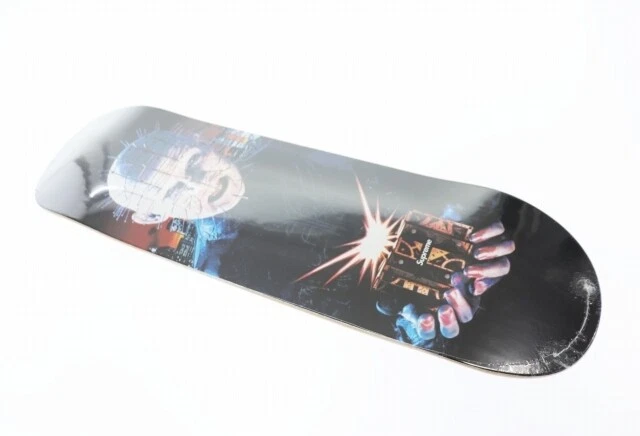 Supreme SUPREME 18SS Hellraiser Skateboard Deck Skateboard Deck Black Red Bran