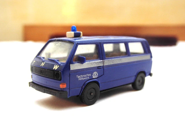 Herpa Basic maquette voiture Ford Transit bus MTW pompiers, echelle 1/87, model allemand, modèle d'entrée de gamme, figurine plastique