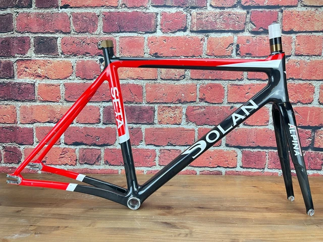 Dolan seta frame online