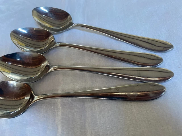 "Vajilla De Ginkgo Helmick Acero Inoxidable 18/10 ""Meridian"" (4) Cucharas De Sopa 8"