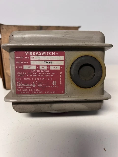 Robertshaw Vibraswitch Model 366-A8 Malfunction Detector in Original Box