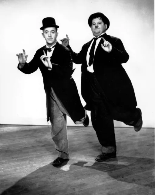 STAN LAUREL & OLIVER HARDY Legendary Comedy Duo Picture Photo Print 13" x 19"