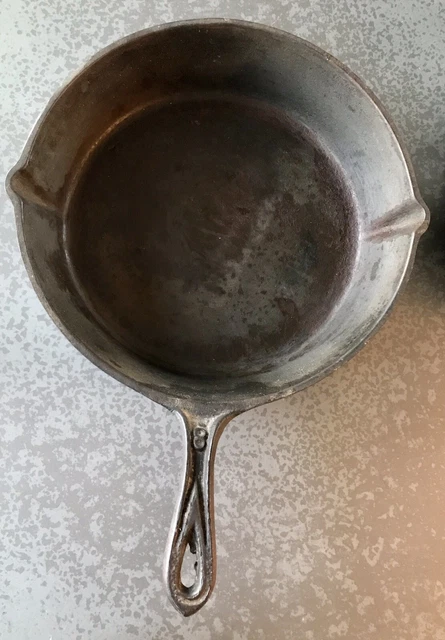 Unmarked 8” Skillet Circa 19th Century Cast Iron Skillet