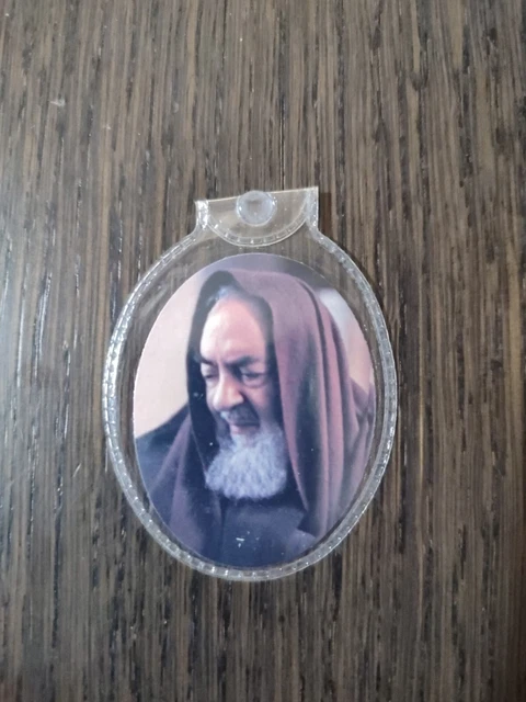 Medaglia Ovale San Pio Da Pietrelcina - Alto Rilievo In Ottone Argentato | 100% Made In Italy - Foto 5