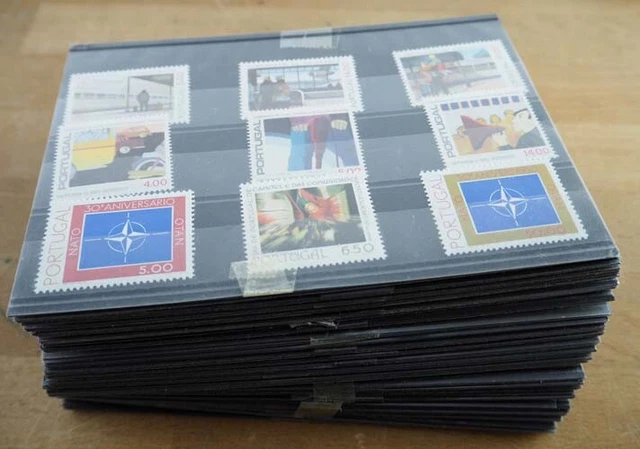 1979 Portugal; 25 kpl. Jahrgänge ohne Bl. FrM. & Flugmarken, **/MNH, ME 1007,-