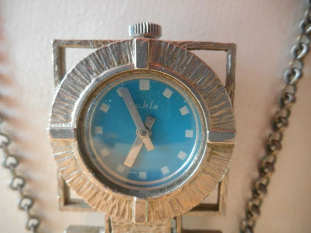DDR Ruhla Damen Kettenuhr Umhängeuhr silberfarbend 70er Jahre Vintage