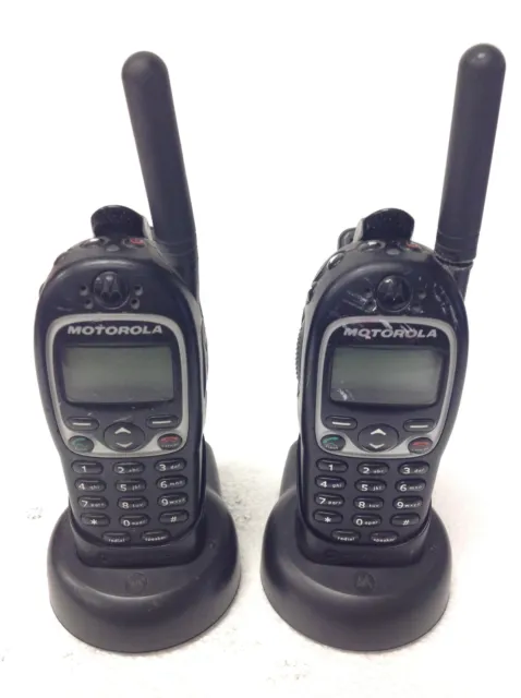 2x MOTOROLA CLS1450C Two Way Radio w/ Charger Antenna Belt Clip (no Battery -AC)