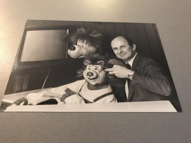 CHRISTOPHE IZARD avec ZAPPEUR et GRIPY  -   PHOTO DE PRESSE ORIGINALE 13x18cm