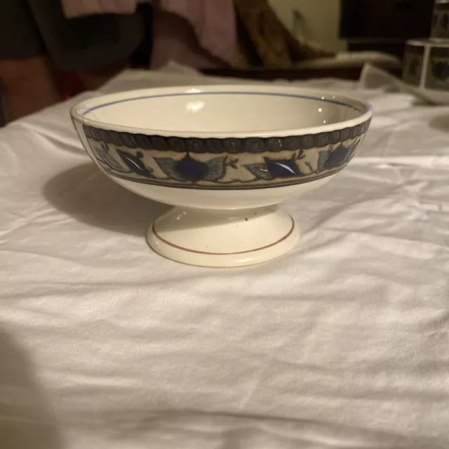Mikasa Intaglio GARDEN HARVEST Footed Crudite Dessert Bowl.  4 3/4”