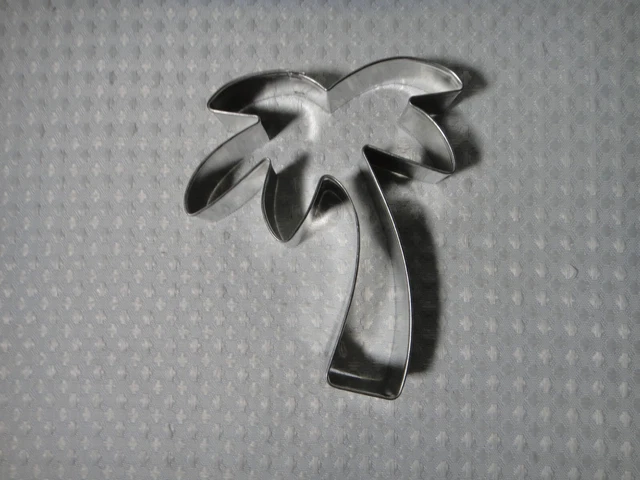 Palm Tree Cookie Cutter 4.75" Metal Kitchen Tool Beach Ocean Nautical