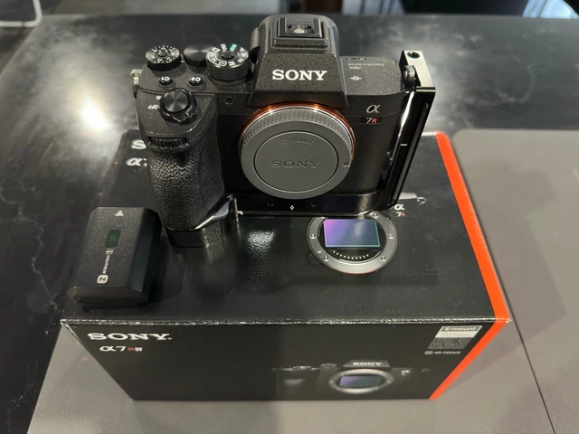 SONY ALPHA A7R IV 61MP Full Frame Mirrorless Camera - Black (Body only ...