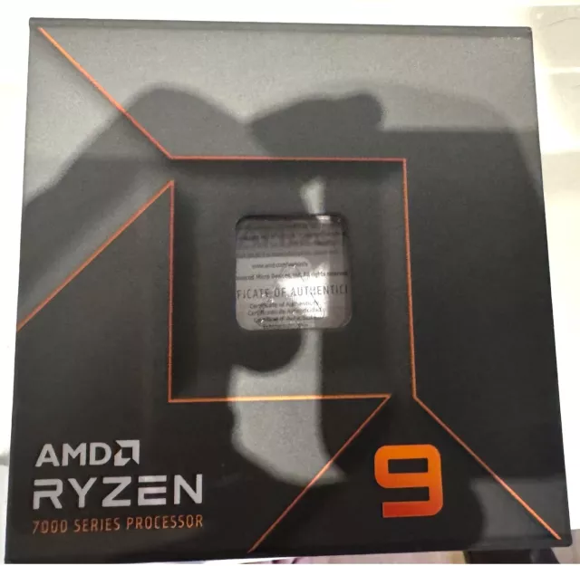 AMD Ryzen 9 7950x Processor (5.7 GHz, 16 Cores, LGA 1718/Socket AM5)