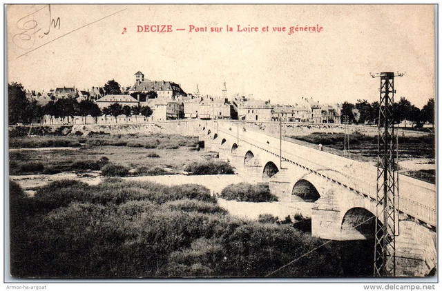 58 DECIZE - pont sur la loire et vue generale