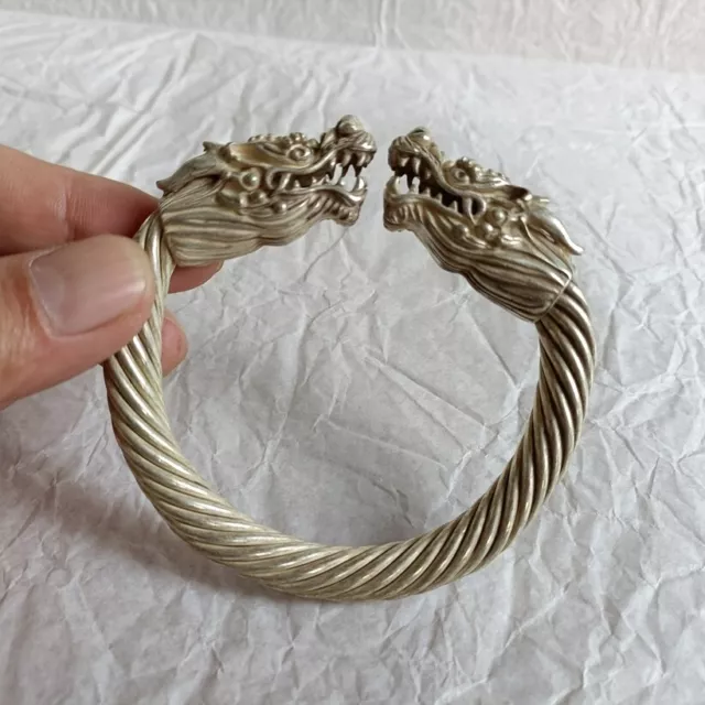Exquisite Old Chinese tibet silver handcarved double dragon head Bracelet 39